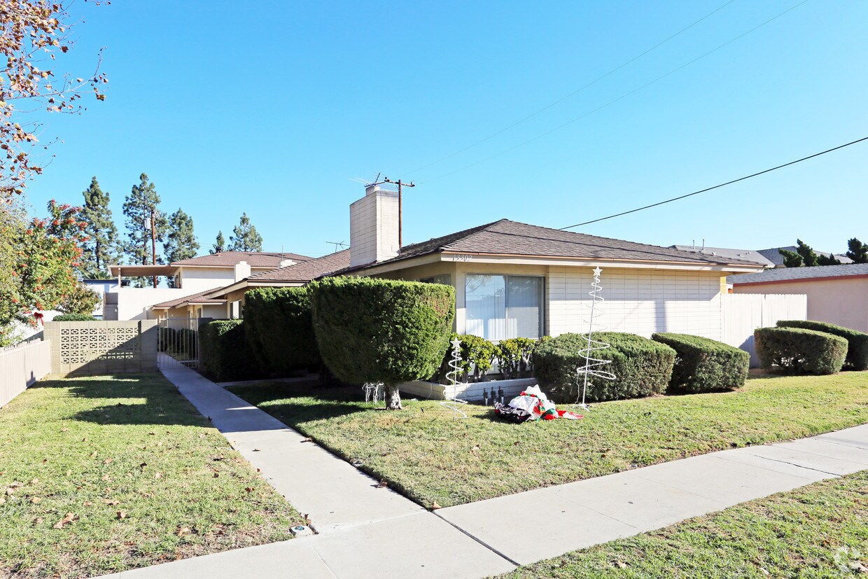 Primary Photo - 13302 Verde St
