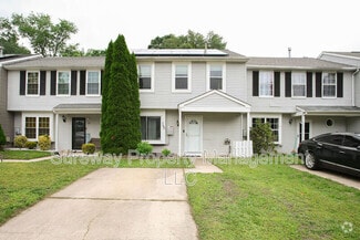 Building Photo - 146 Shoreline Dr