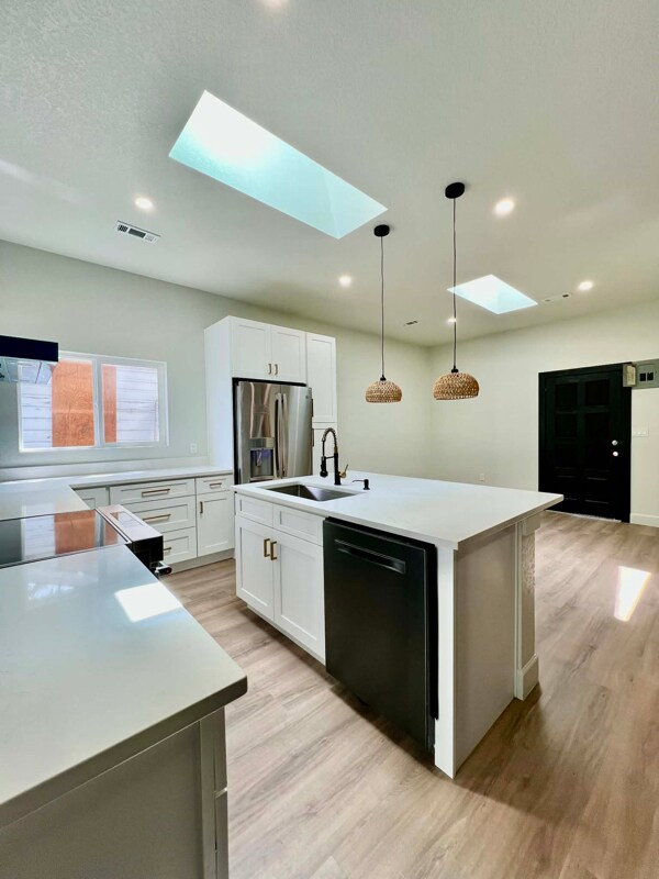 Foto del edificio - 1075 Irving St