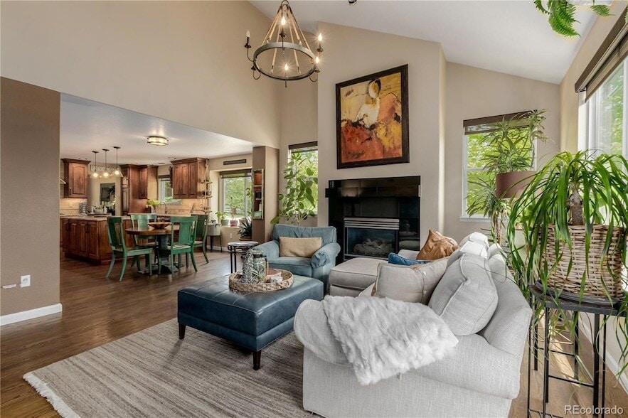 Building Photo - 20182 E Maplewood Pl