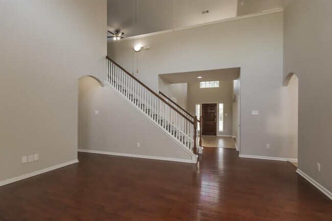 Foto del edificio - 21534 Spear Valley Ln