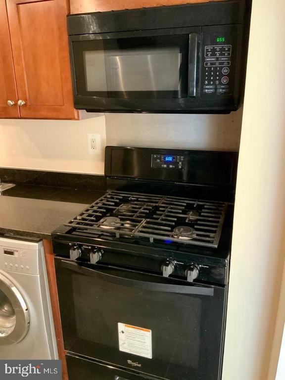 Foto del edificio - 3109 Naylor Rd SE