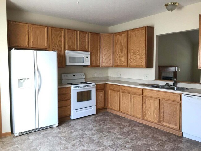 Foto del edificio - 6015 Myrick Rd