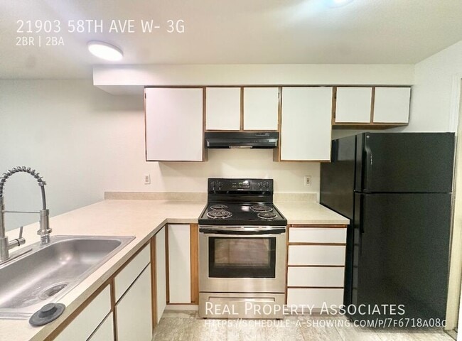 Building Photo - 21903 58th Ave W