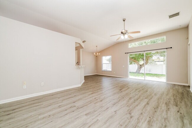 Foto del edificio - 10422 Hunters Haven Blvd