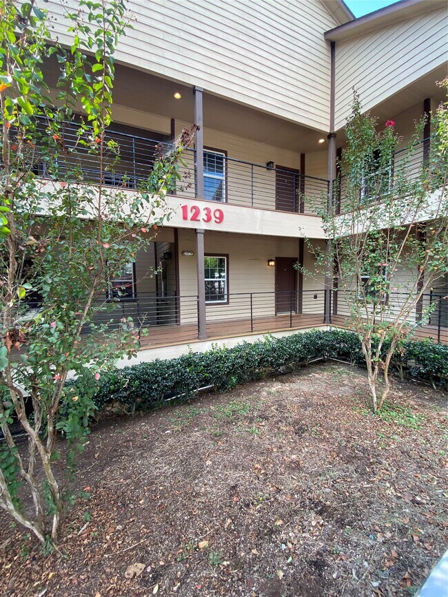 Foto del edificio - 1239 20th St
