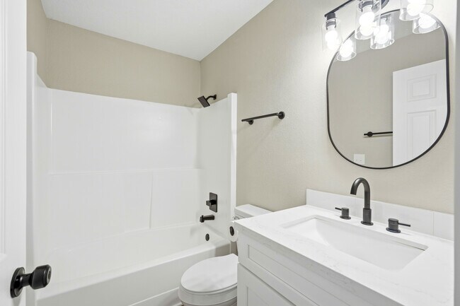 Foto del edificio - 2325 Yew St