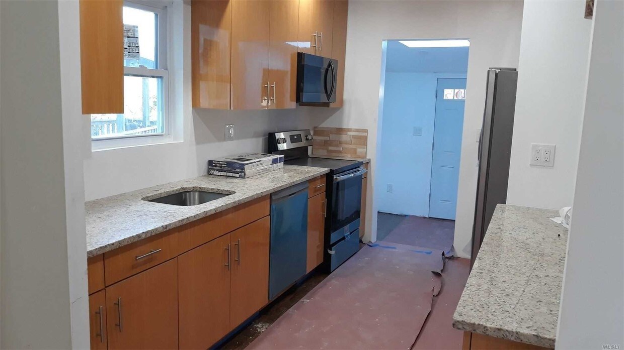 Foto principal - 81-33 164th Pl
