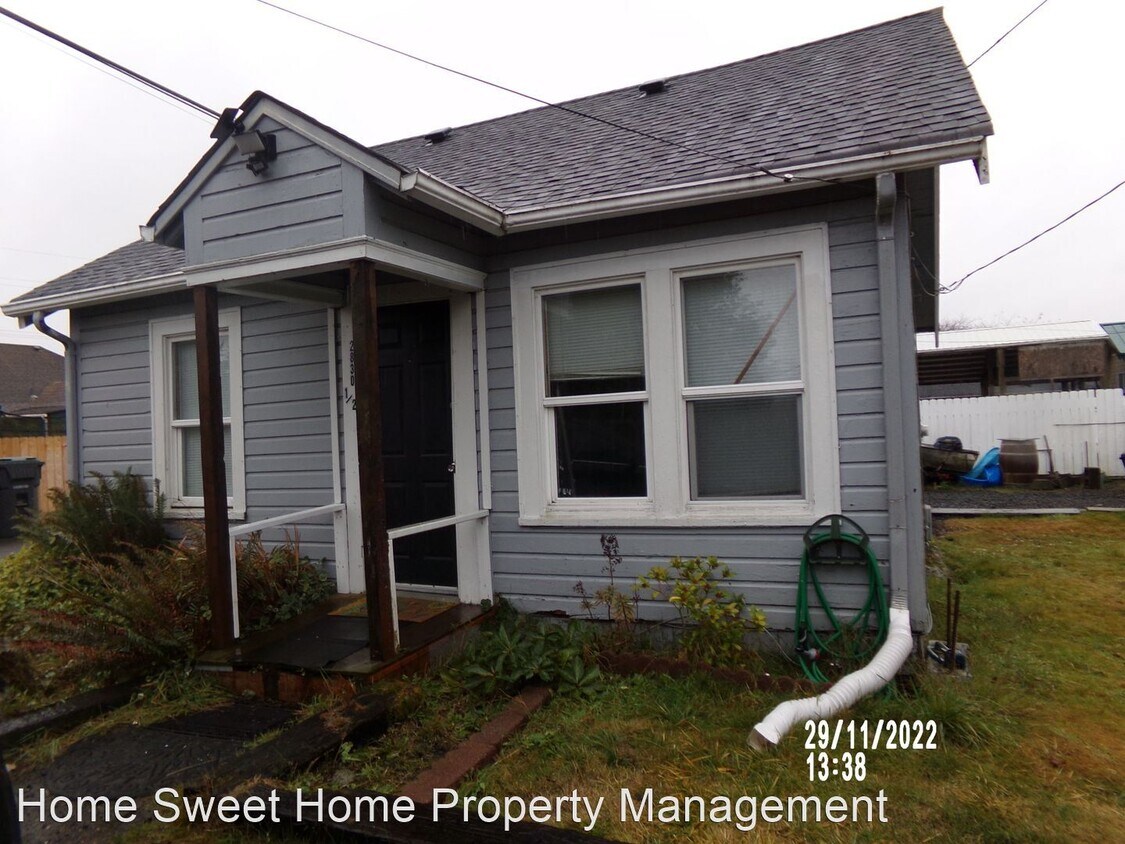 1 br, 1 bath House 2830 1/2 Aberdeen Ave House Rental in Hoquiam