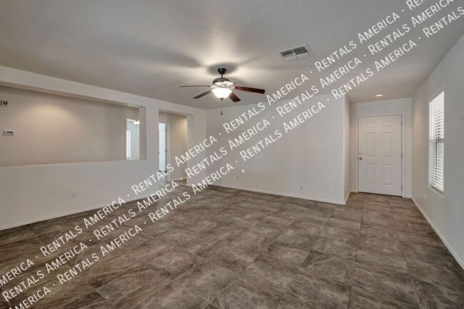 Building Photo - 757 E Cowboy Cove Trail