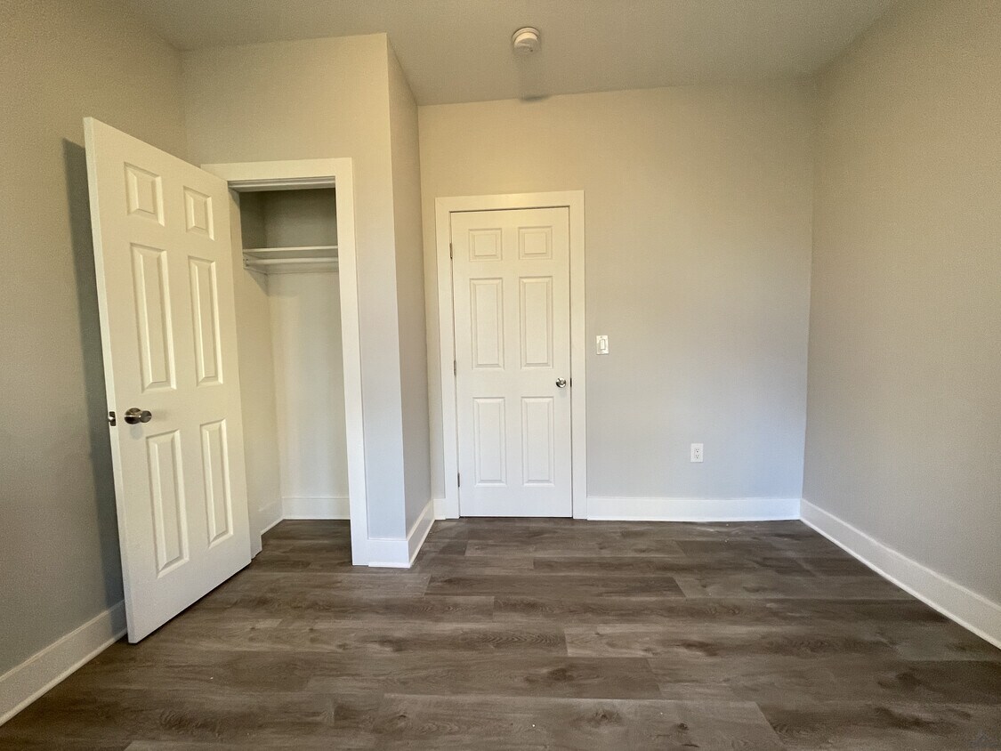 Foto principal - 66 Wallis Ave