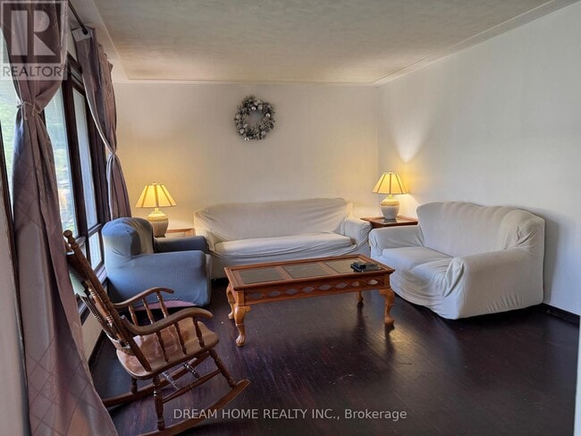 Building Photo - 48 Meadowlark Dr