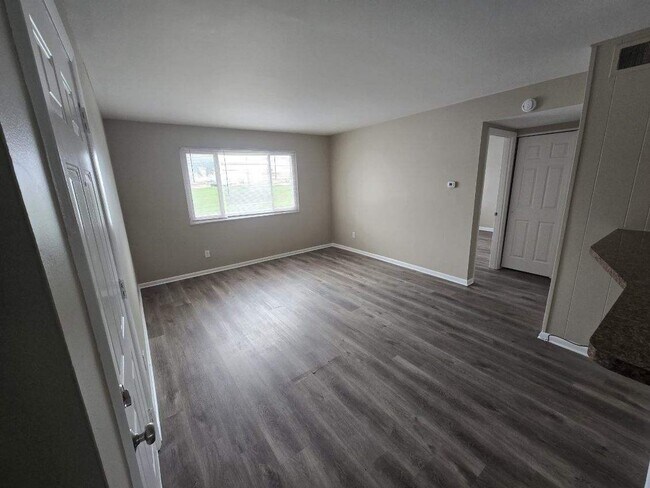 Building Photo - 4709 Northcrest Dr