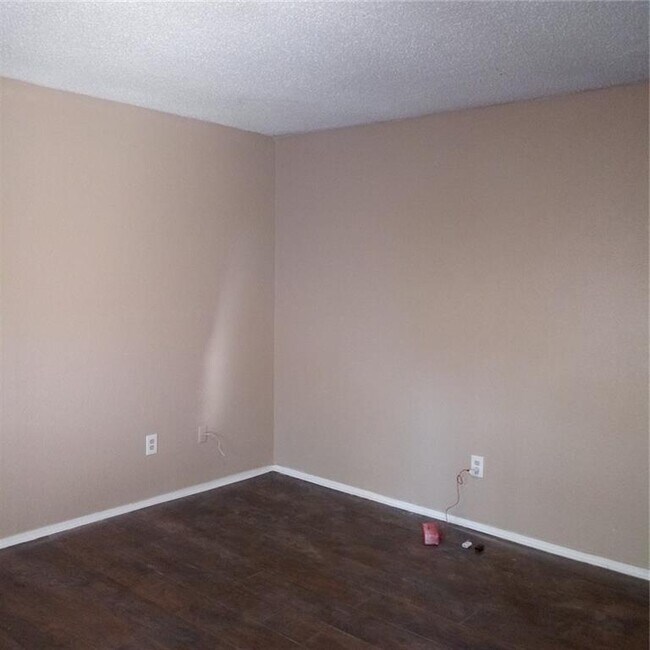 Foto del edificio - 210 N Vanderveer St