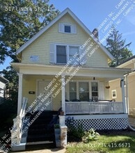 Building Photo - 517 Linden St