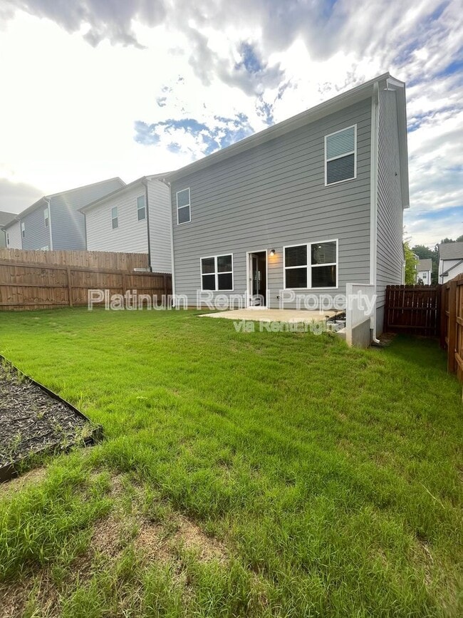 Building Photo - 350 Cranston Dr