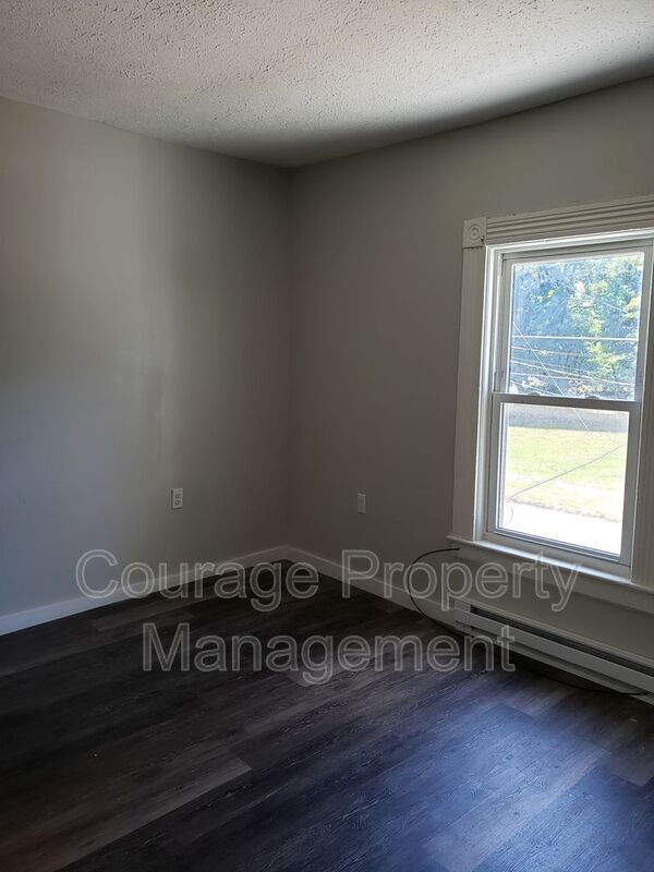 Foto del edificio - 217 W Hudson St