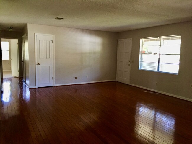 Building Photo - [SHORT-TERM RENTAL: 01/17/2025 - 05/16/2025]