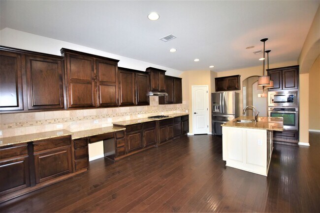 Building Photo - Highly Sought After Rancho Sienna - Former Model Home