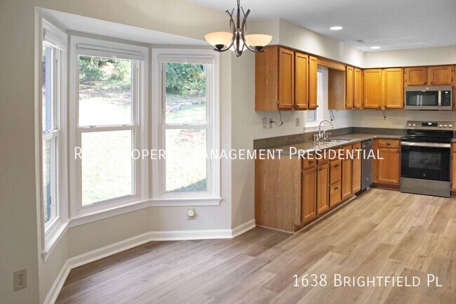 Foto del edificio - 1638 Brightfield Pl