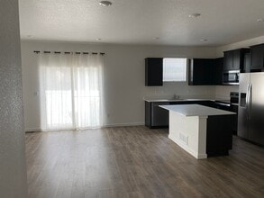 Building Photo - 3638 Glenna Pl