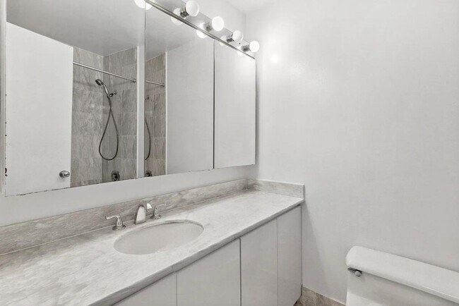 Foto del edificio - 295 Greenwich St