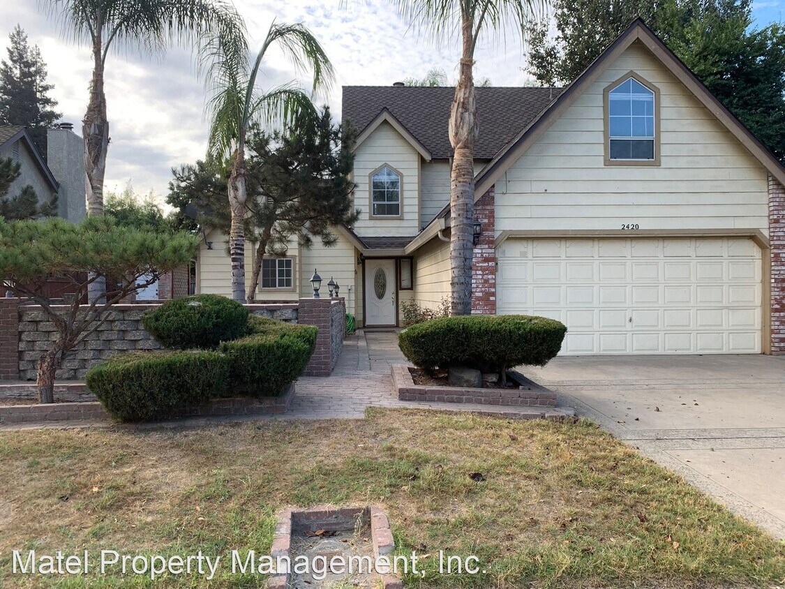 4 br, 2.5 bath House 2420 Snyder Ave House Rental in Modesto, CA