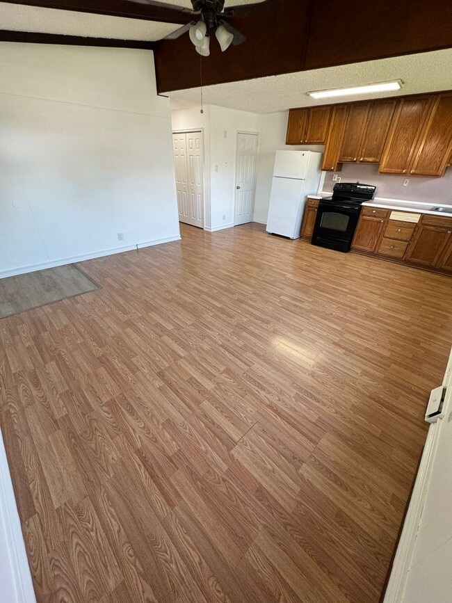 Foto del edificio - THREE BEDROOM TWIN