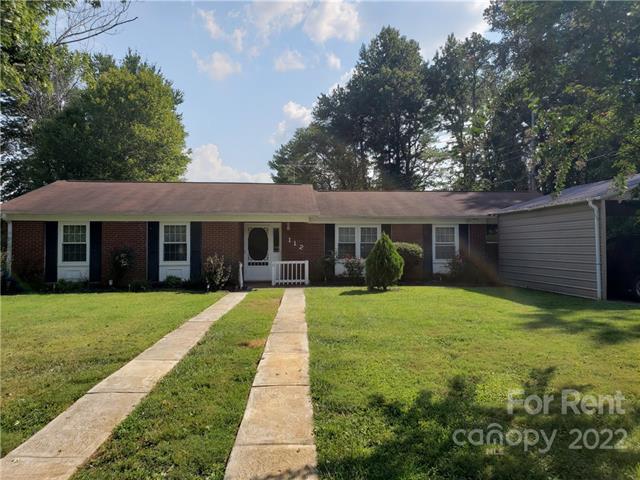 Primary Photo - 112 Evergreen Dr