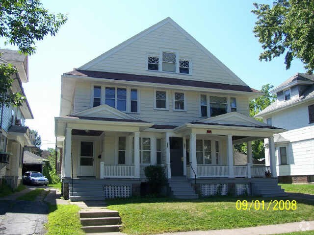 Building Photo - 119-125 Electric Ave
