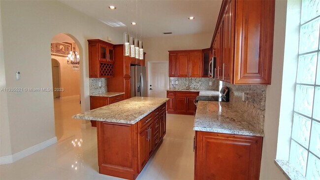 Foto del edificio - 1340 NW 167th Ave