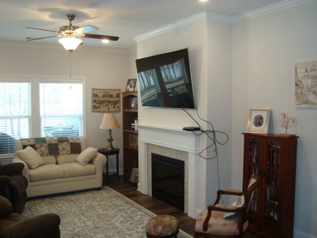 Building Photo - 5124 Sumter Ct