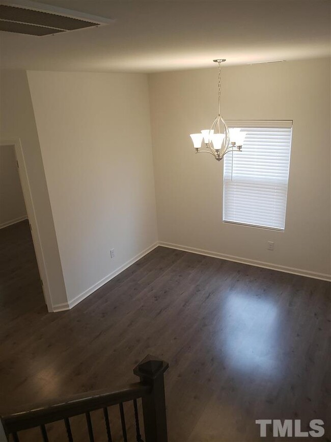 Building Photo - 1826 Iron Horse Dr