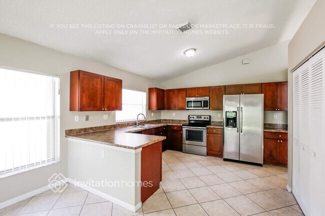 Building Photo - 16594 NW 7th St