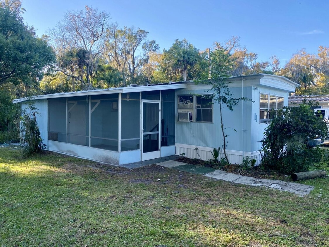 Primary Photo - 1910 Enterprise Ave