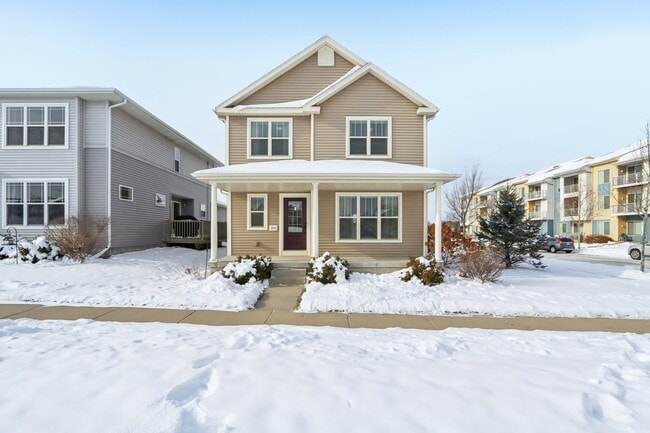 Building Photo - 204 Sugar Maple Ln