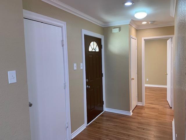 Building Photo - 1437 Thornhill Ln