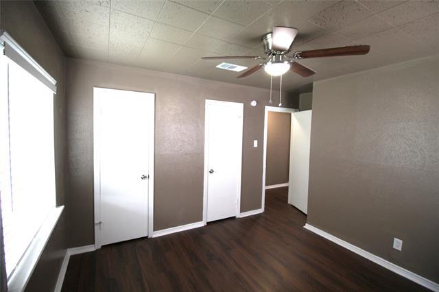 Foto del edificio - 3130 S Llewellyn Ave