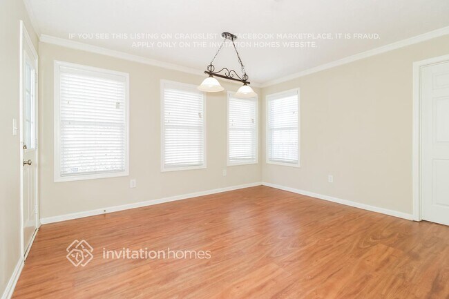 Foto del edificio - 3505 Revere Cir