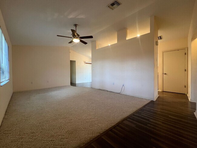 Building Photo - ANNUAL, UNFURNISHED * POOL * CANAL ** AVAIL 8/1/26 * 3 BEDS/2 BATHS * $2,095/month