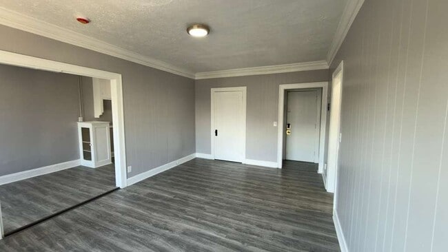 Photo - 392 E 147th St Apartment