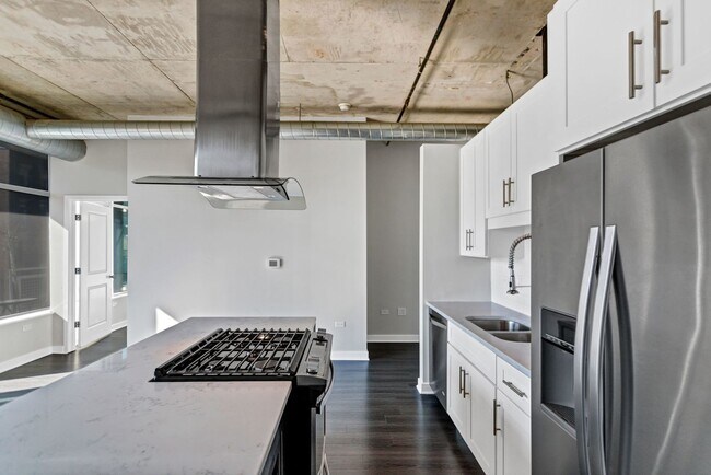 Foto del edificio - 50 E 16th St