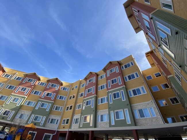 Foto del edificio - Village at Nogalitos