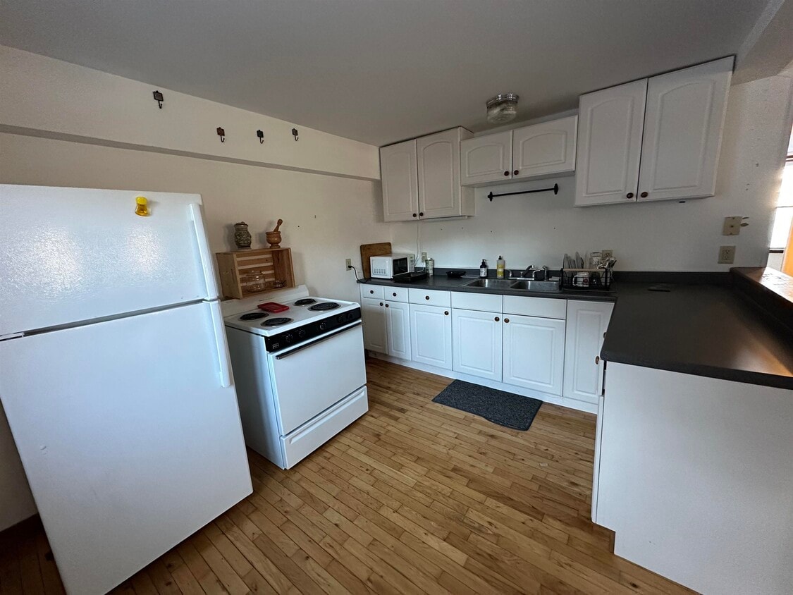 Primary Photo - 1889 VT-30