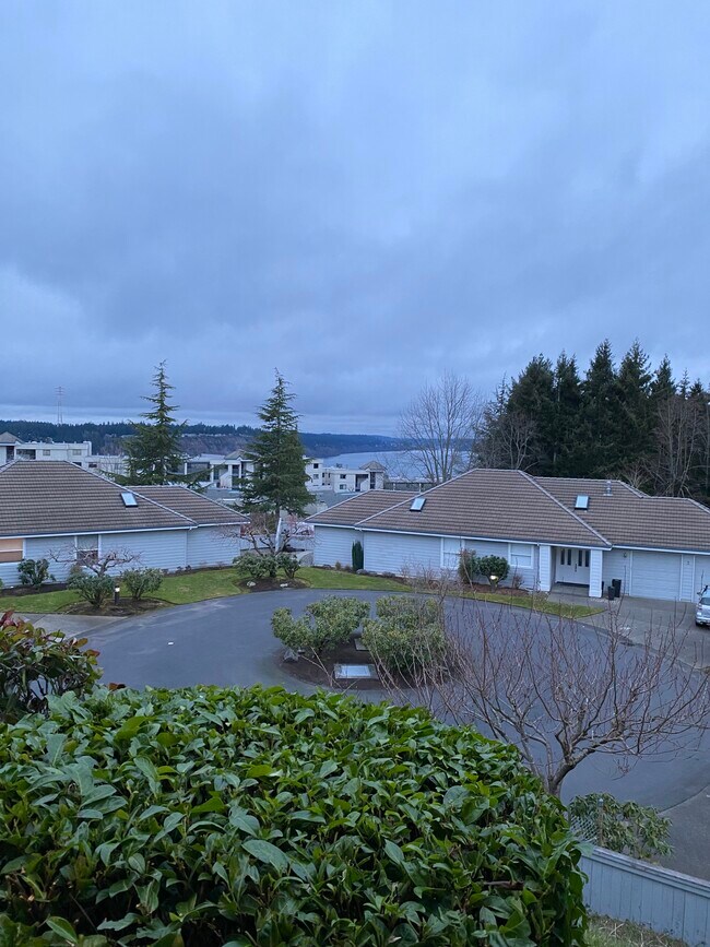 Building Photo - 3008 N Narrows Dr