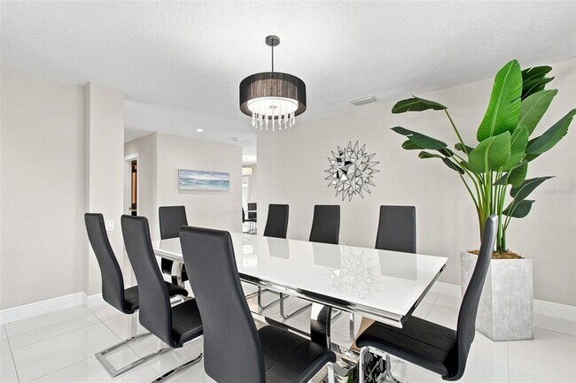 Foto del edificio - 4123 Crosswater Dr