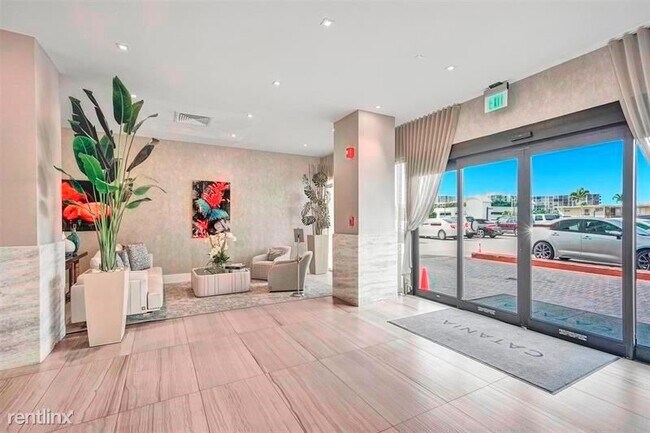 Building Photo - 2 br, 2 bath Condo - 2301 S Ocean Dr Apt 1707