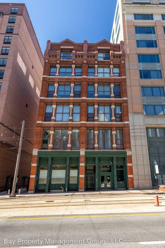 Primary Photo - 1 br, 1 bath House - 22 S Howard St Apt R-204
