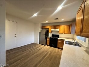 Building Photo - 5278 Paradise Valley Ave