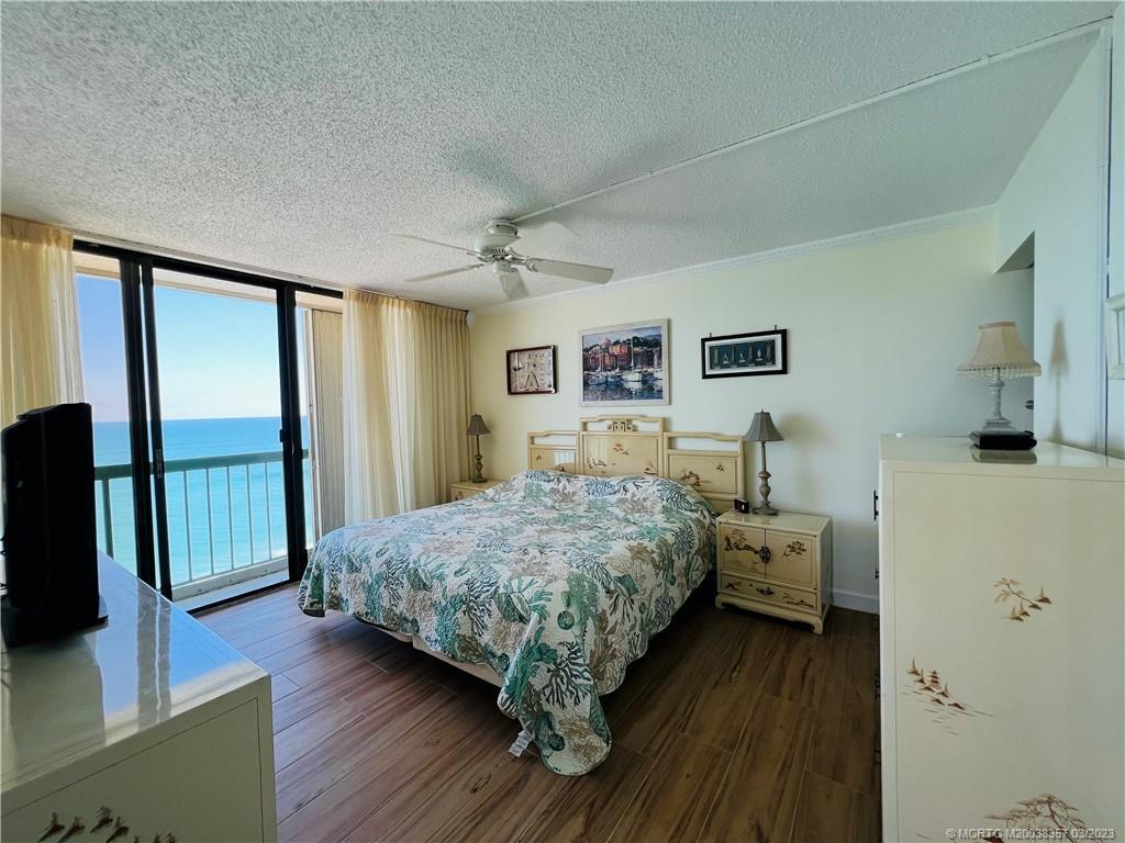 Primary Photo - 9900 S Ocean Dr